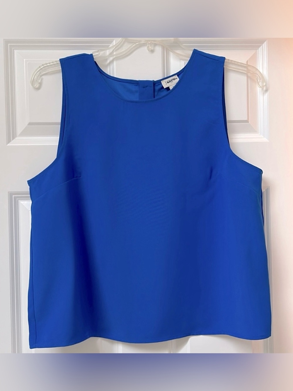 J. CREW Sleeveless NWT Button-back shell royal blue size L